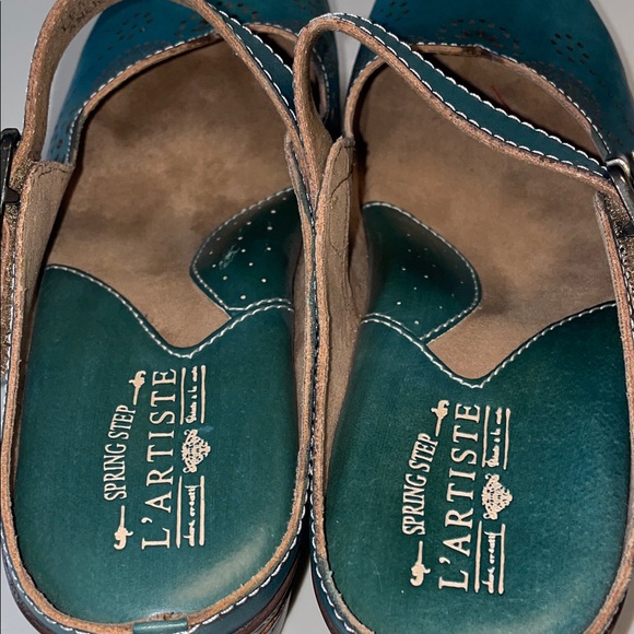 Spring Step L'Artiste Teal Mules 41 fits like 9.5
Boho, crunchy - Picture 7 of 9
